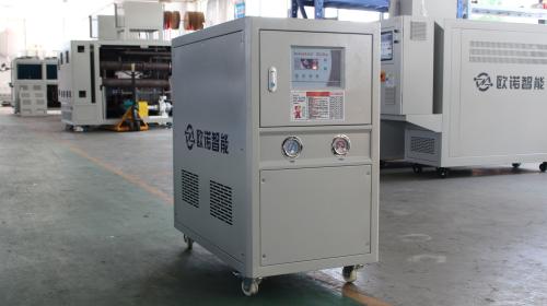 冷却水塔的水需要定期更换吗？