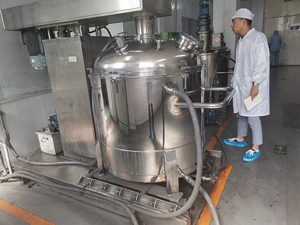 反应釜冷热一体模温机的选购